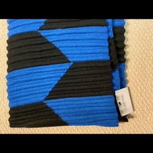 Calvin Klein infinity loop scarf !!